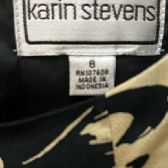 Black and nude floral dress by Karin Stevens Size 8 - Picture 3 of 5